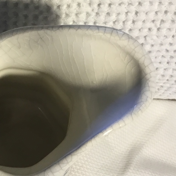 🐇Dedham Pottery~Potting Shed~RARE DESIGN~Milk Pitcher Blue Rabbit 5.5” tall🐇 - Picture 11 of 11